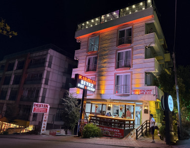 Kırmızı Beyaz Apart